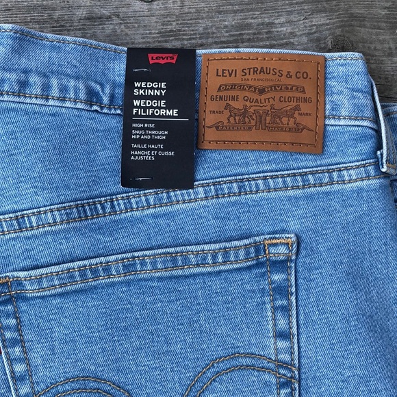 Stretchy High-Waisted Wedgie Skinny Jean - Levi's - Picture 7 of 16